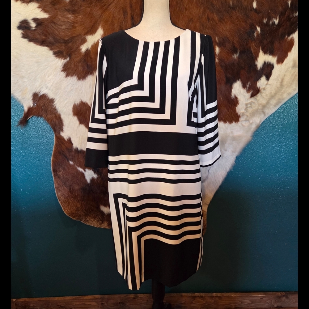Tahari Black and White Geometric Midi Dress